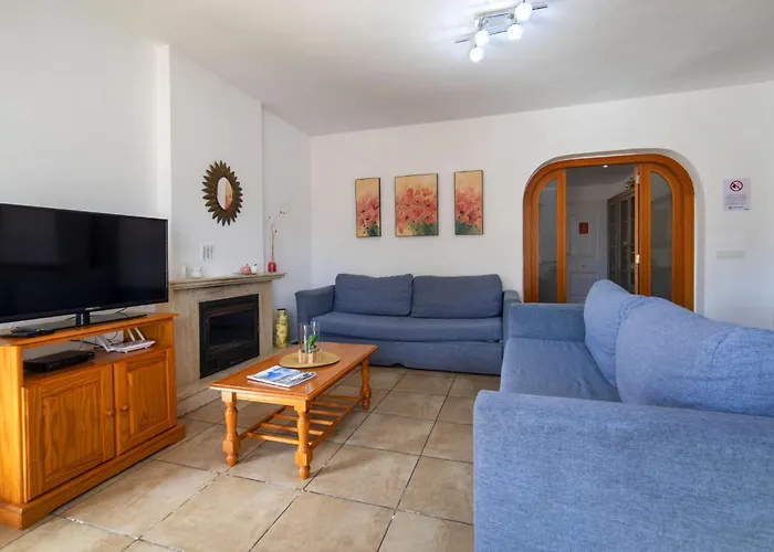 Enrique By Interhome Villa