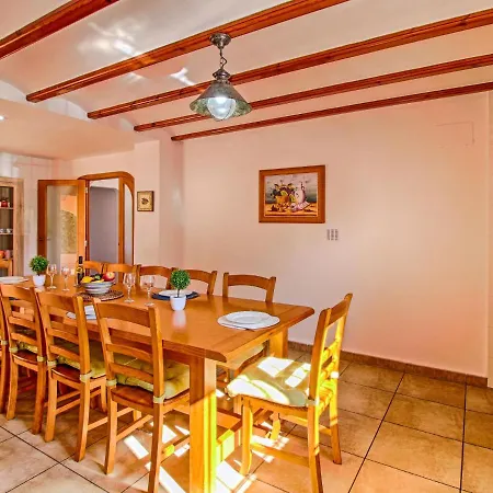 Villa Enrique By Interhome