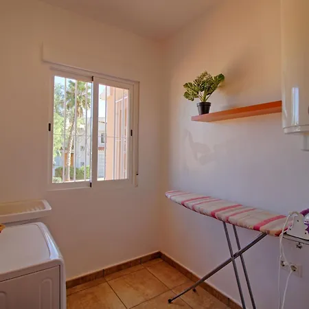 Enrique By Interhome