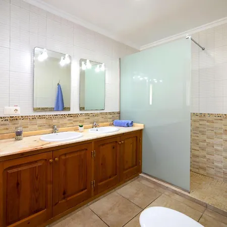 Enrique By Interhome Villa